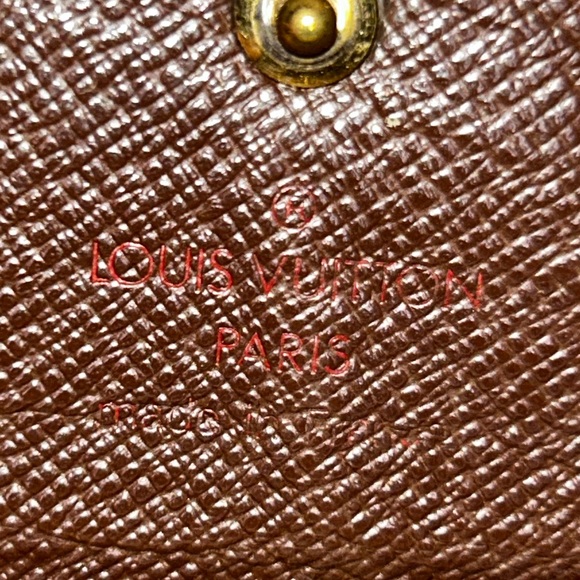 Louis Vuitton Damier Ebene trifold Wallet - Picture 6 of 9